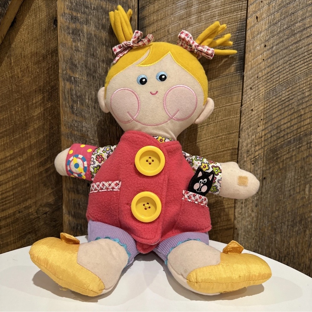 Vintage Dressy Bessy Teaching Preschool Doll Button Tie Buckle Playskool 2001